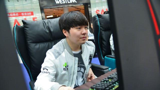 弱侧换位 弱侧换位