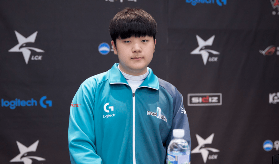 禁区内站位 禁区内站位